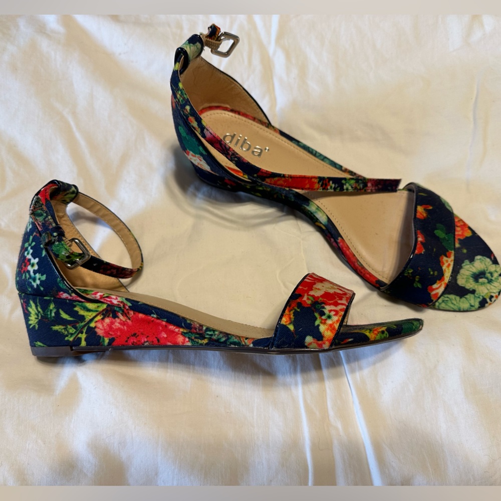 Diba Flora Wedge